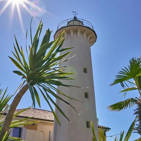 Elegant Located On The Gorgeous Coast Of *